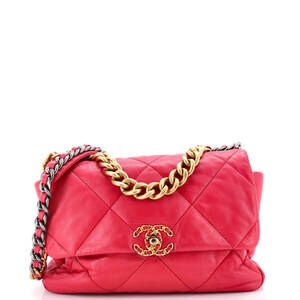 Chanel 19 Flap Bag Quilted Leather #231211C47B